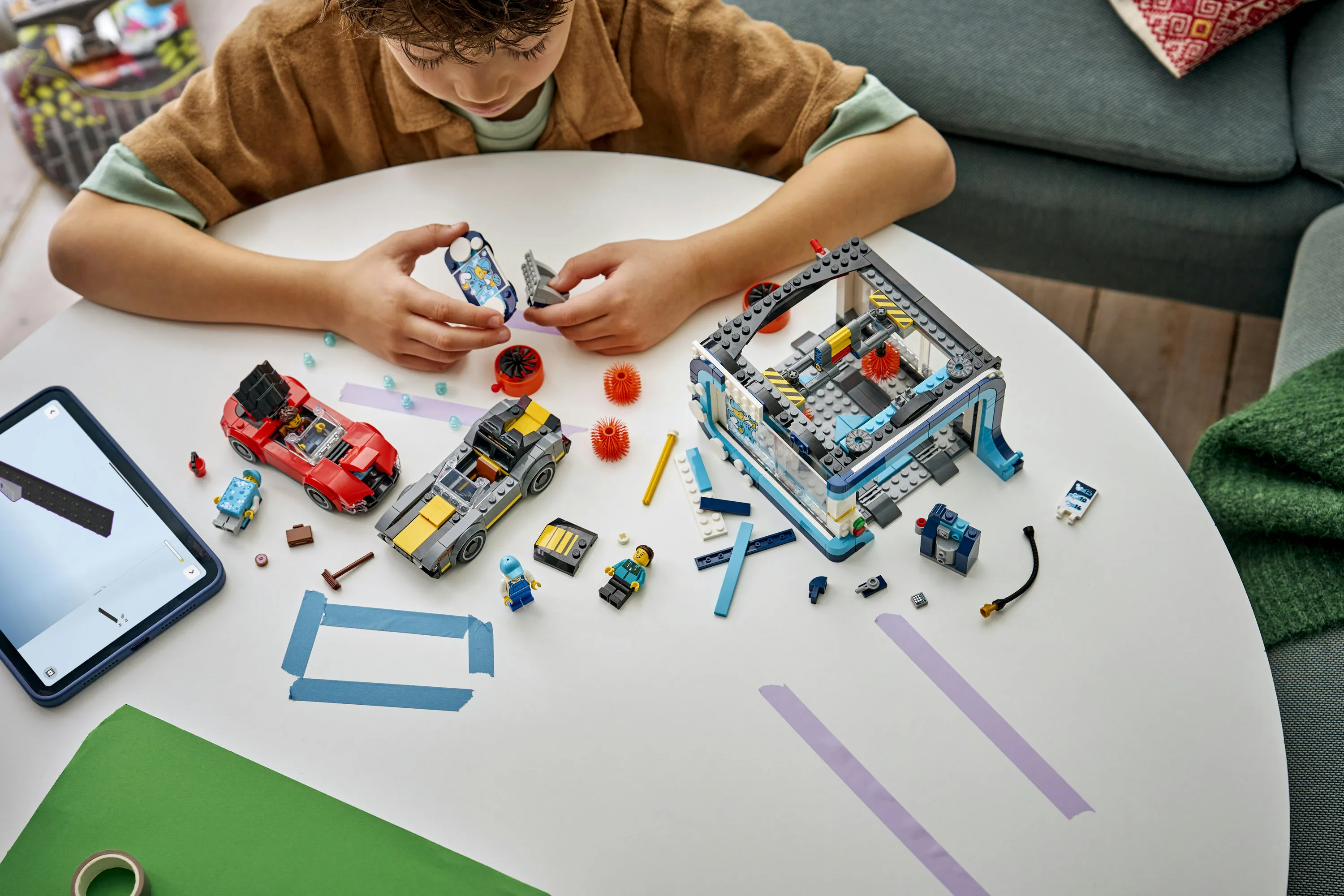 LEGO City Drive-Through Car Wash 60497