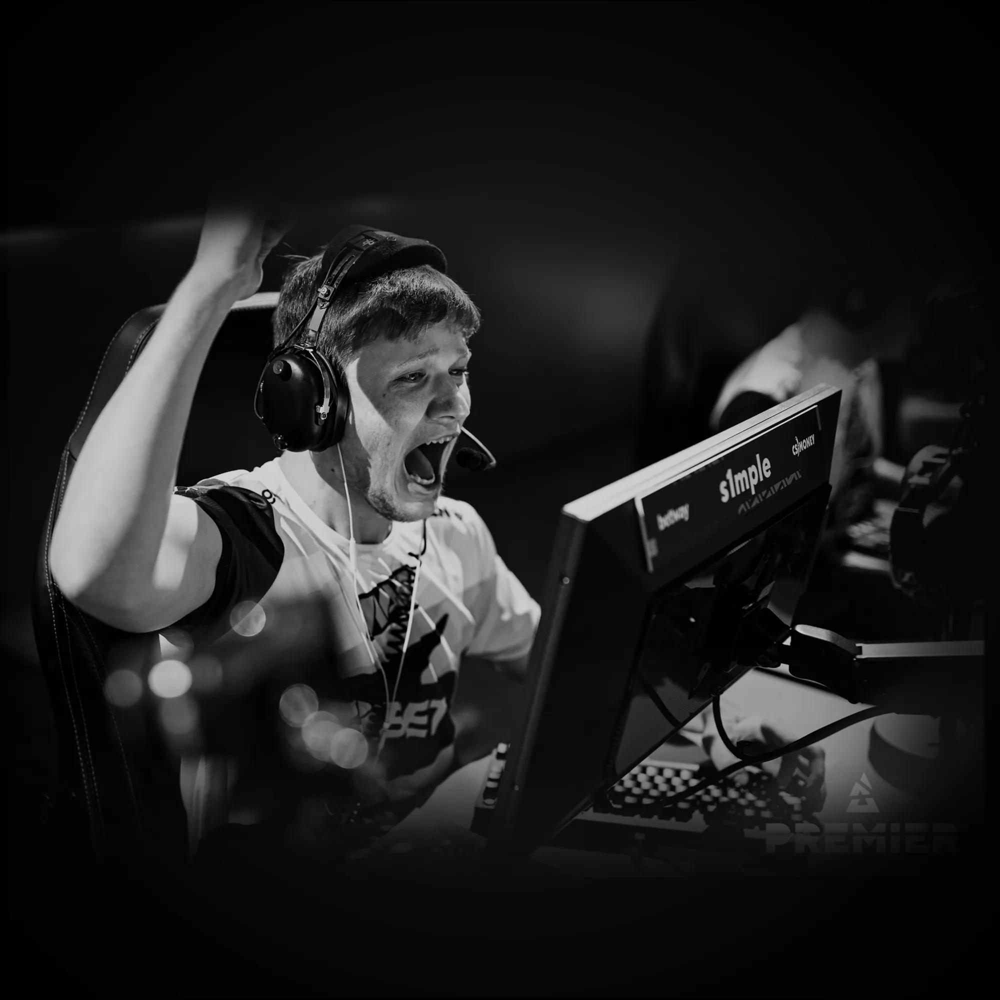 Logitech PRO X SUPERLIGHT tr&aring;dl&ouml;s gamingmus, vit