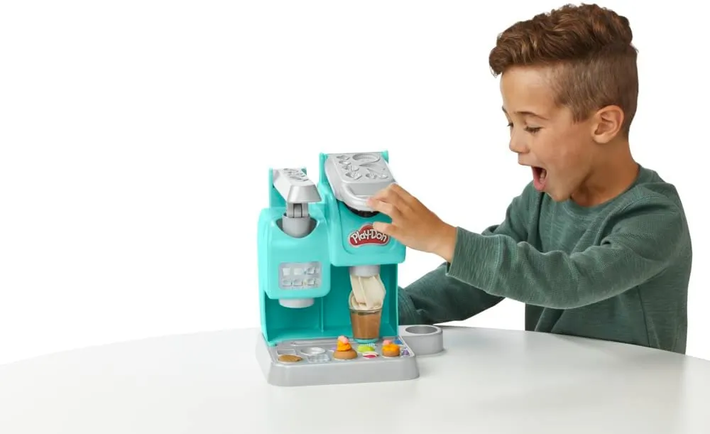 Play-Doh Kitchen Creations Playset Super Colorful Caf&Atilde;&copy;