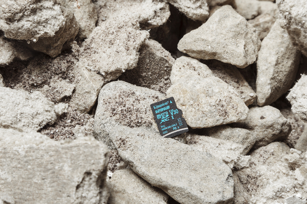 Kingston 128 GB Canvas Go, UHS-I Class 10 MicroSDXC-kort + SD adapter