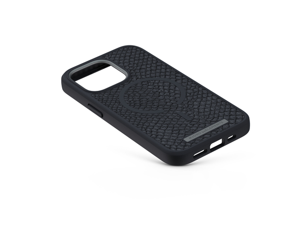 NORDIC ELEMENTS Salmon Case iPhone 13 Pro Grey