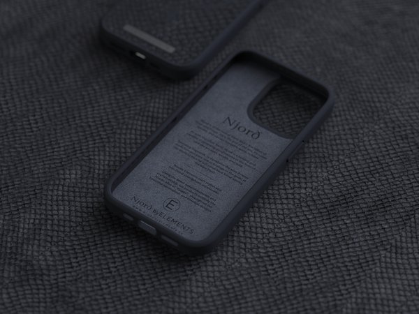NORDIC ELEMENTS Salmon Case iPhone 13 Pro Grey
