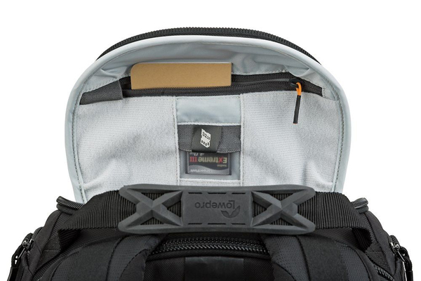 Lowepro Reppu ProTactic BP 450 AW II