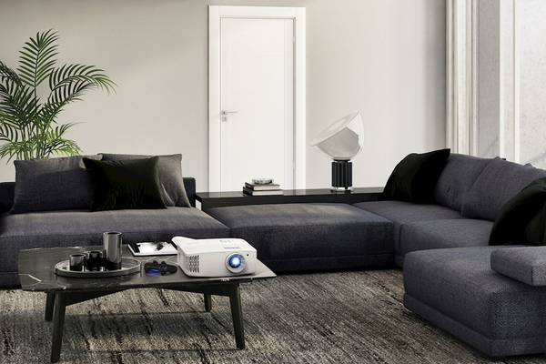 Optoma UHD35 DLP Projector
