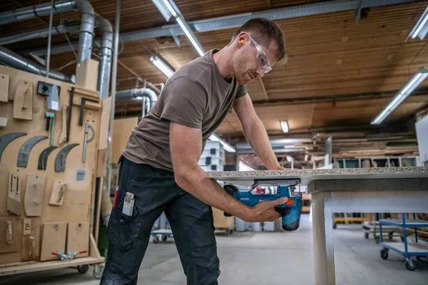 Bosch Cordless Jigsaw GST 18V-155 SC Professional solo, 18V (blue/black, without battery and charger)