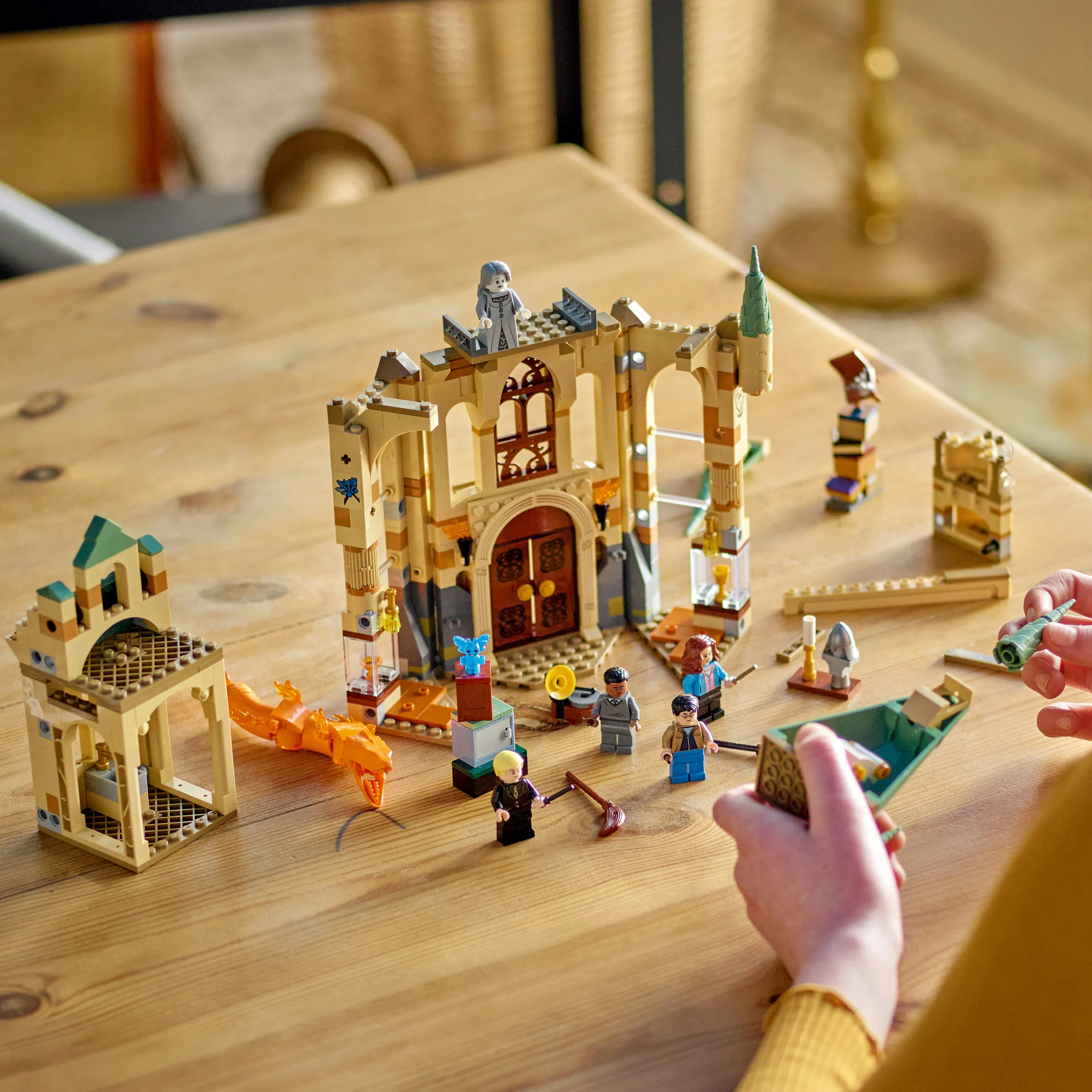 Lego Harry Potter Tylypahkan Tarvehuone 76413