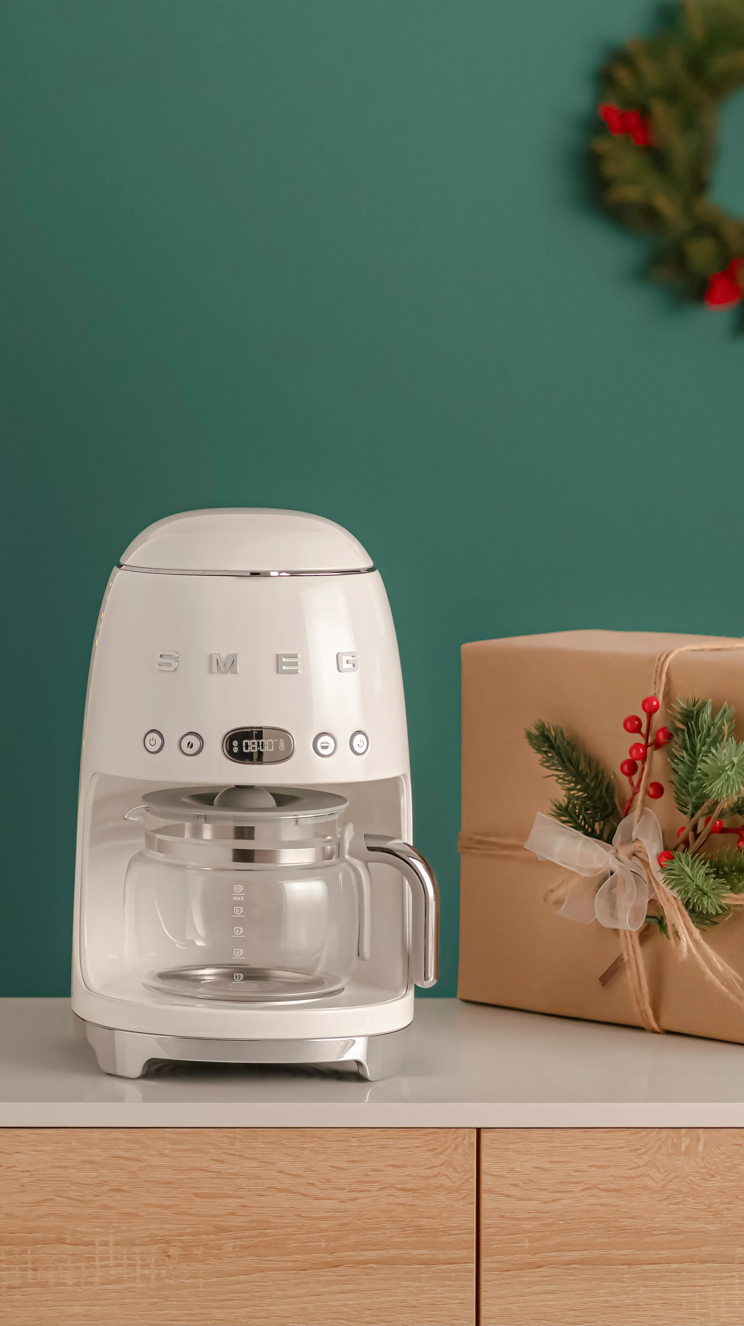 Smeg 50's Style DCF02CREU - coffee maker, Cream