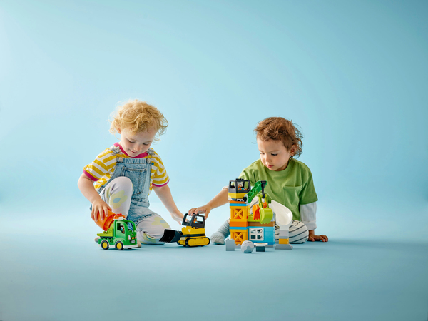 Lego Duplo Construction Site with Construction Vehicles10990
