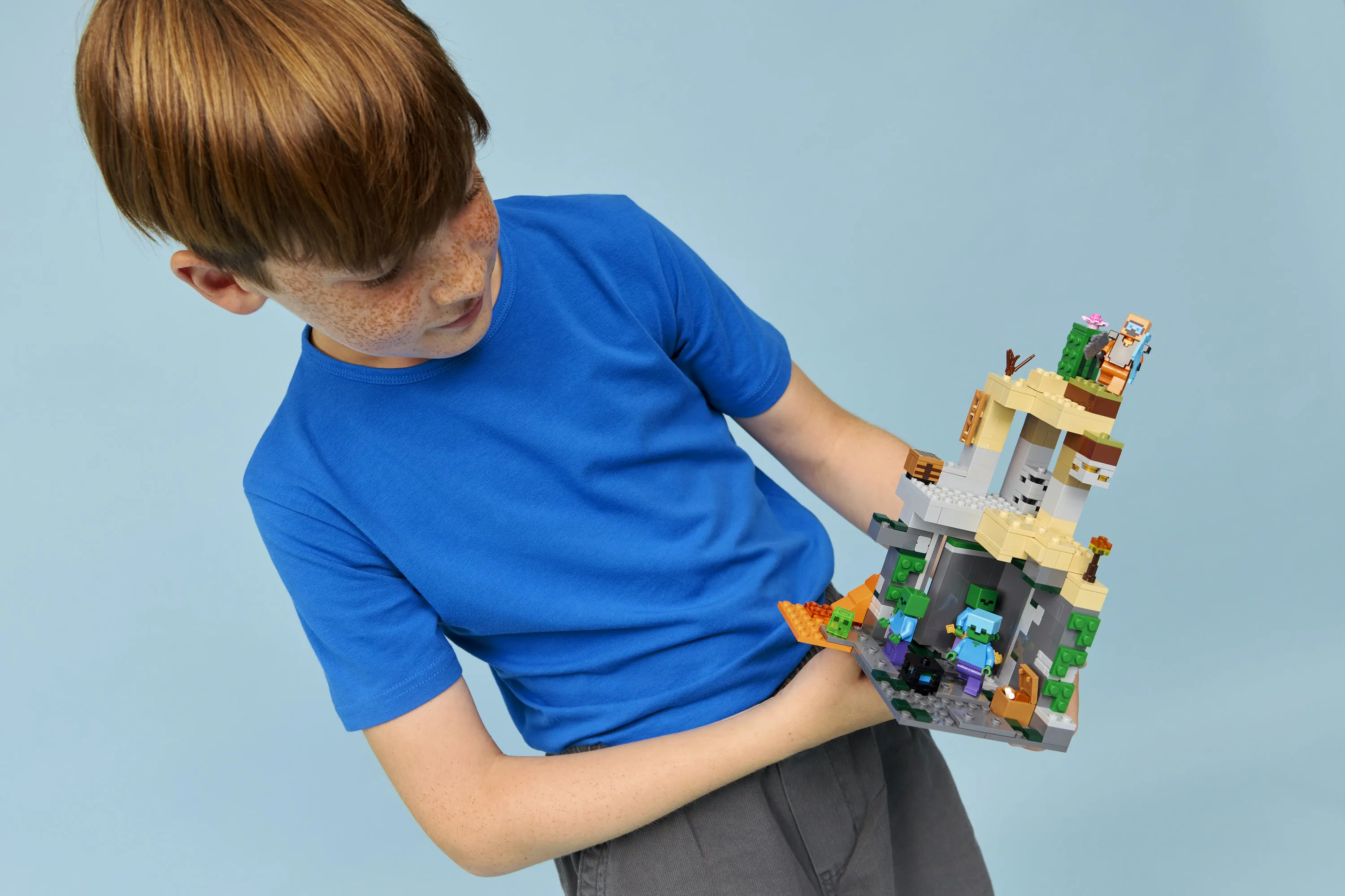 LEGO Minecraft Zombie Dungeon 21587