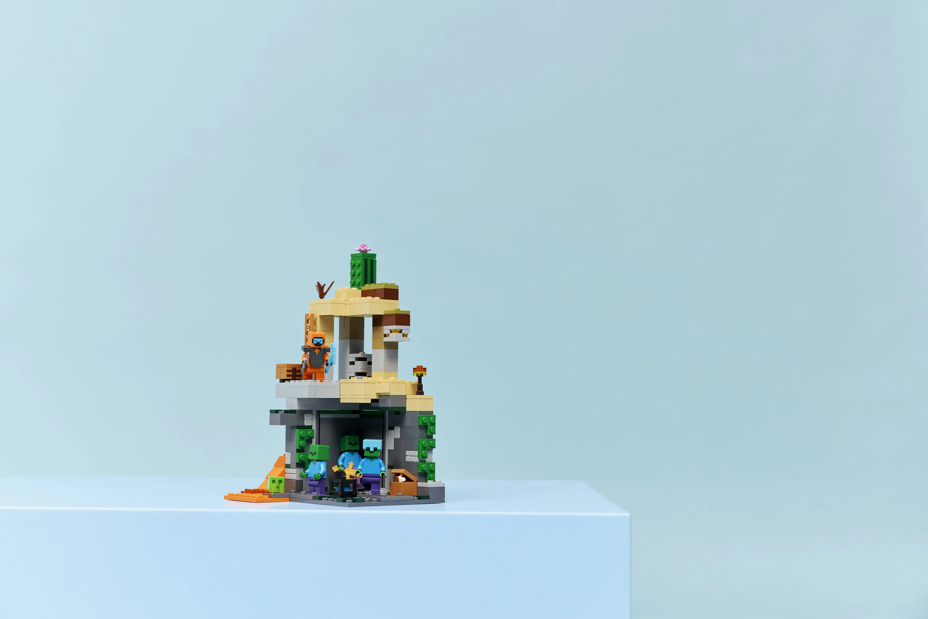 LEGO Minecraft Zombie Dungeon 21587