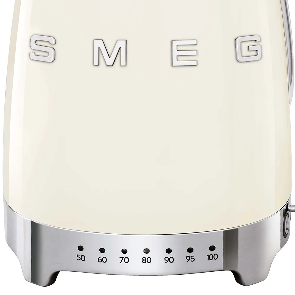 Smeg 50's Style -vedenkeitin, Kerma, 1.7l