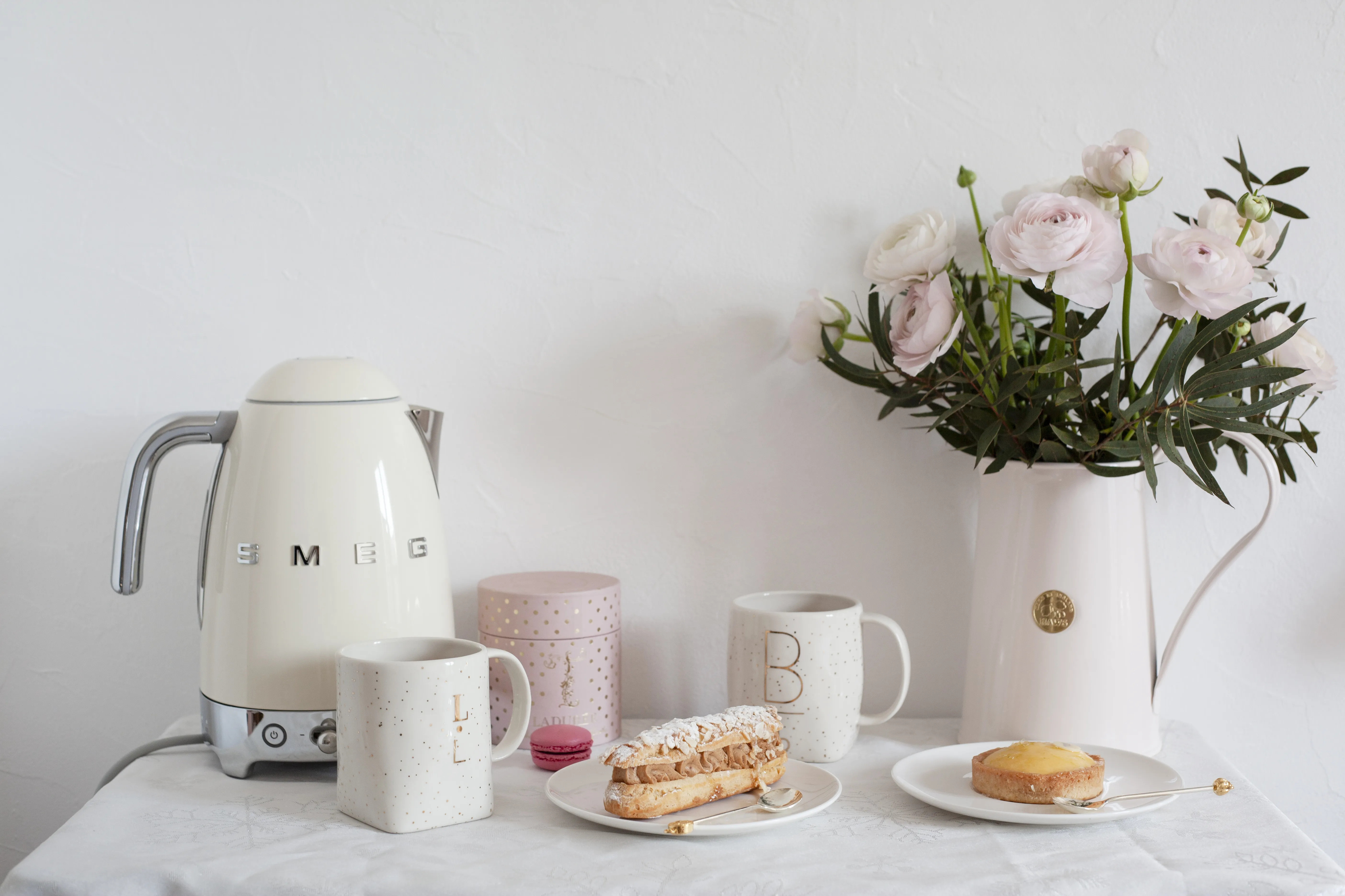 Smeg 50's Style -vedenkeitin, Kerma, 1.7l