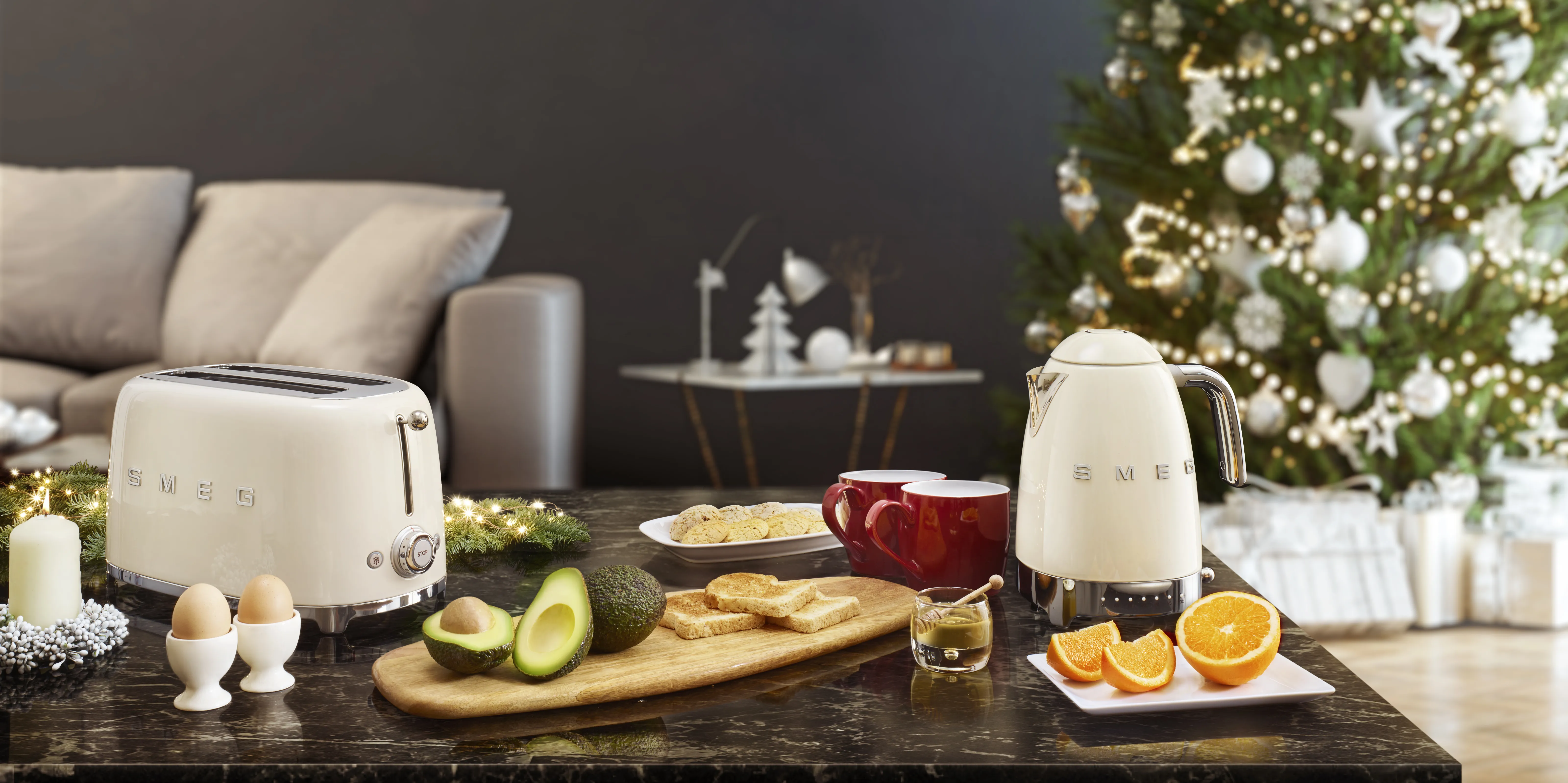 Smeg 50's Style -vedenkeitin, Kerma, 1.7l