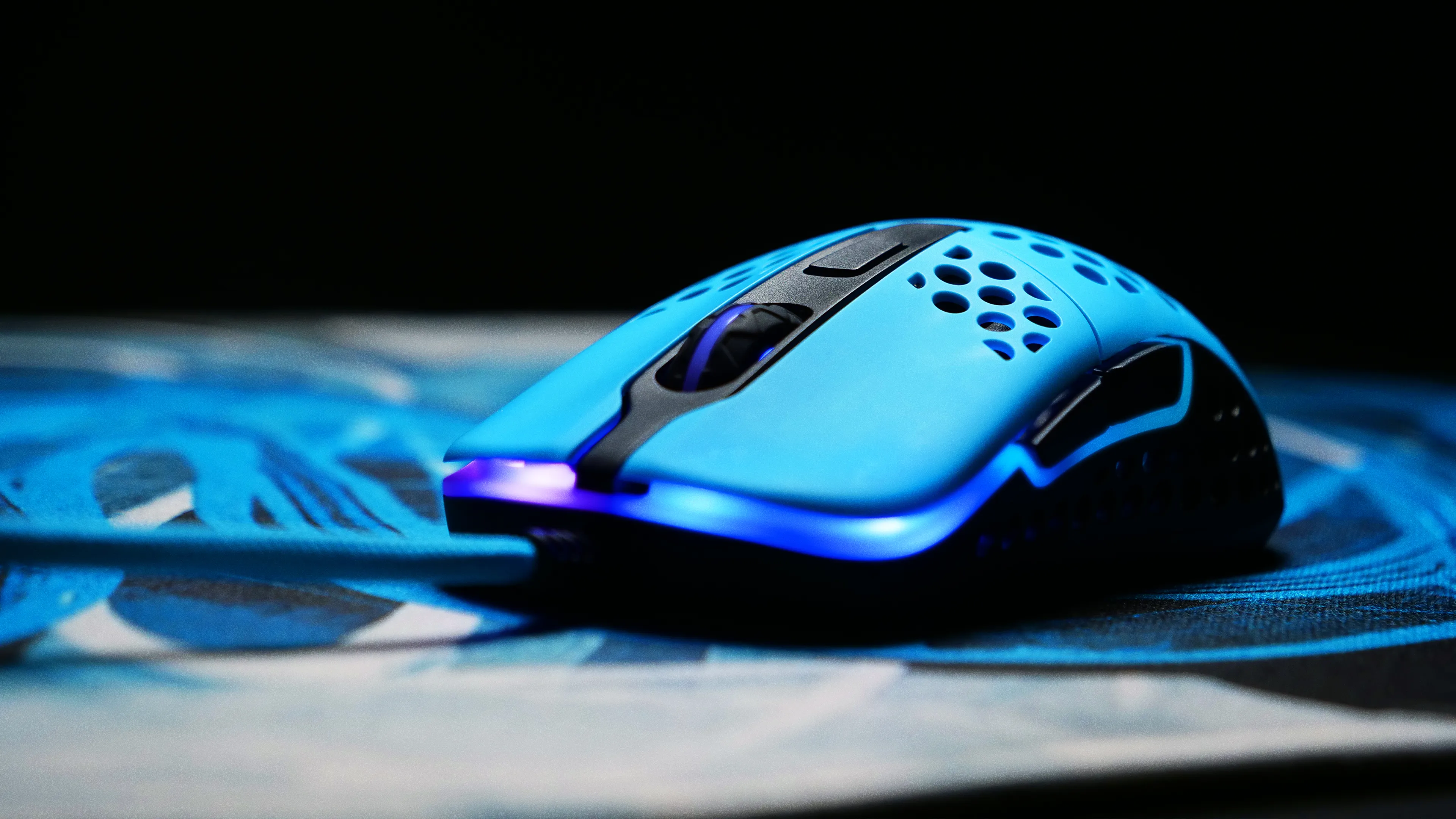 Xtrfy M42 RGB Wired Gaming Mouse, Miami Blue
