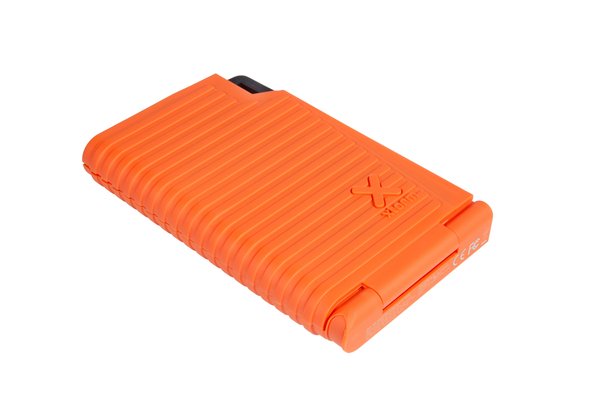Xtorm Aurinkovaravirtal&auml;hde 4.5W 10.000mAh USB-C PD 20W -varavirtal&auml;hde, Musta/Oranssi
