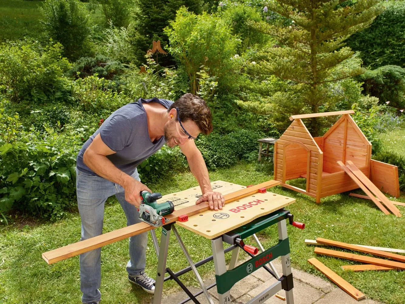 Bosch UniversalCirc 12, GAL, 1x 2.5Ah -&nbsp;06033C7002