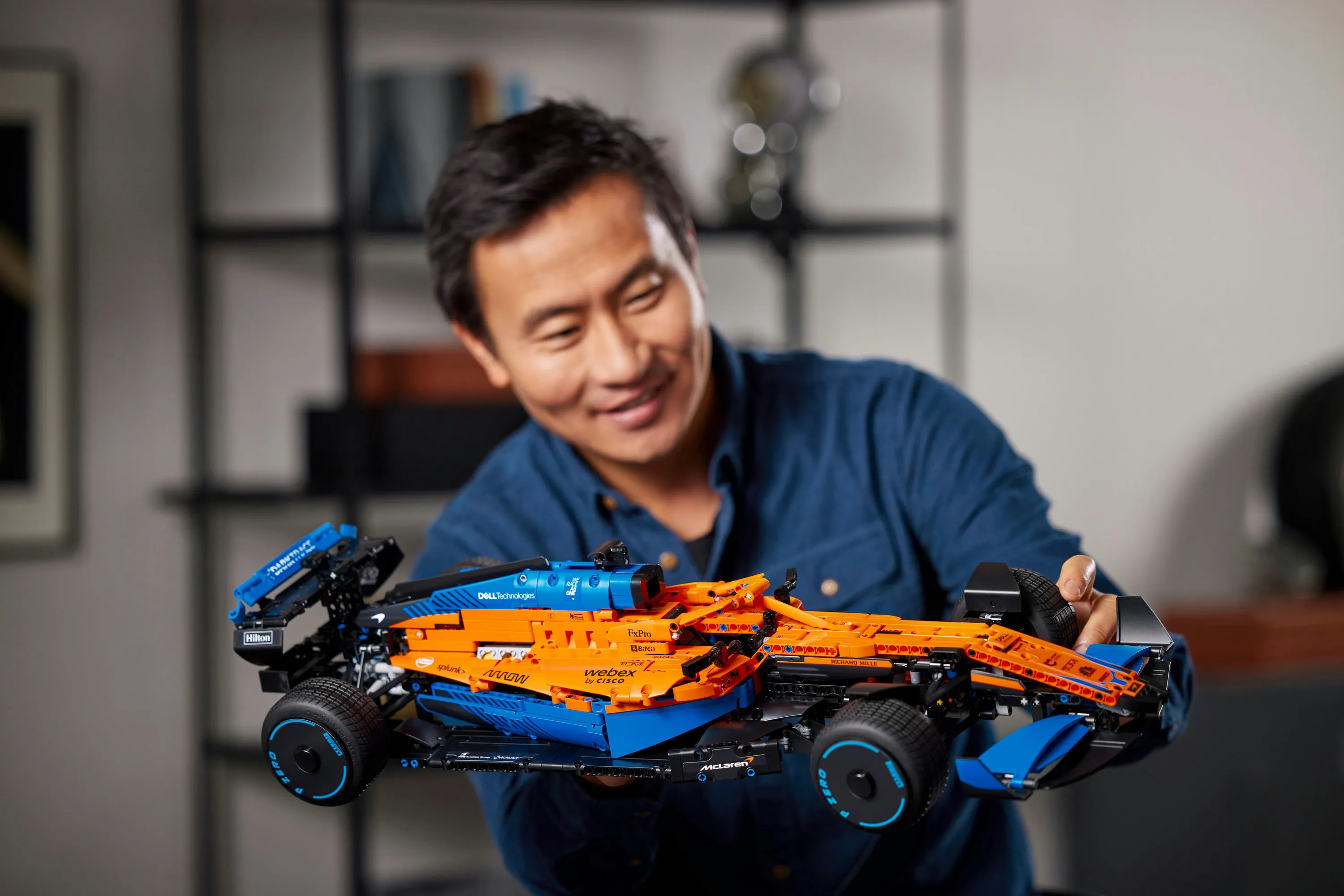 LEGO Technic McLaren Formula 1 Racerbil 42141