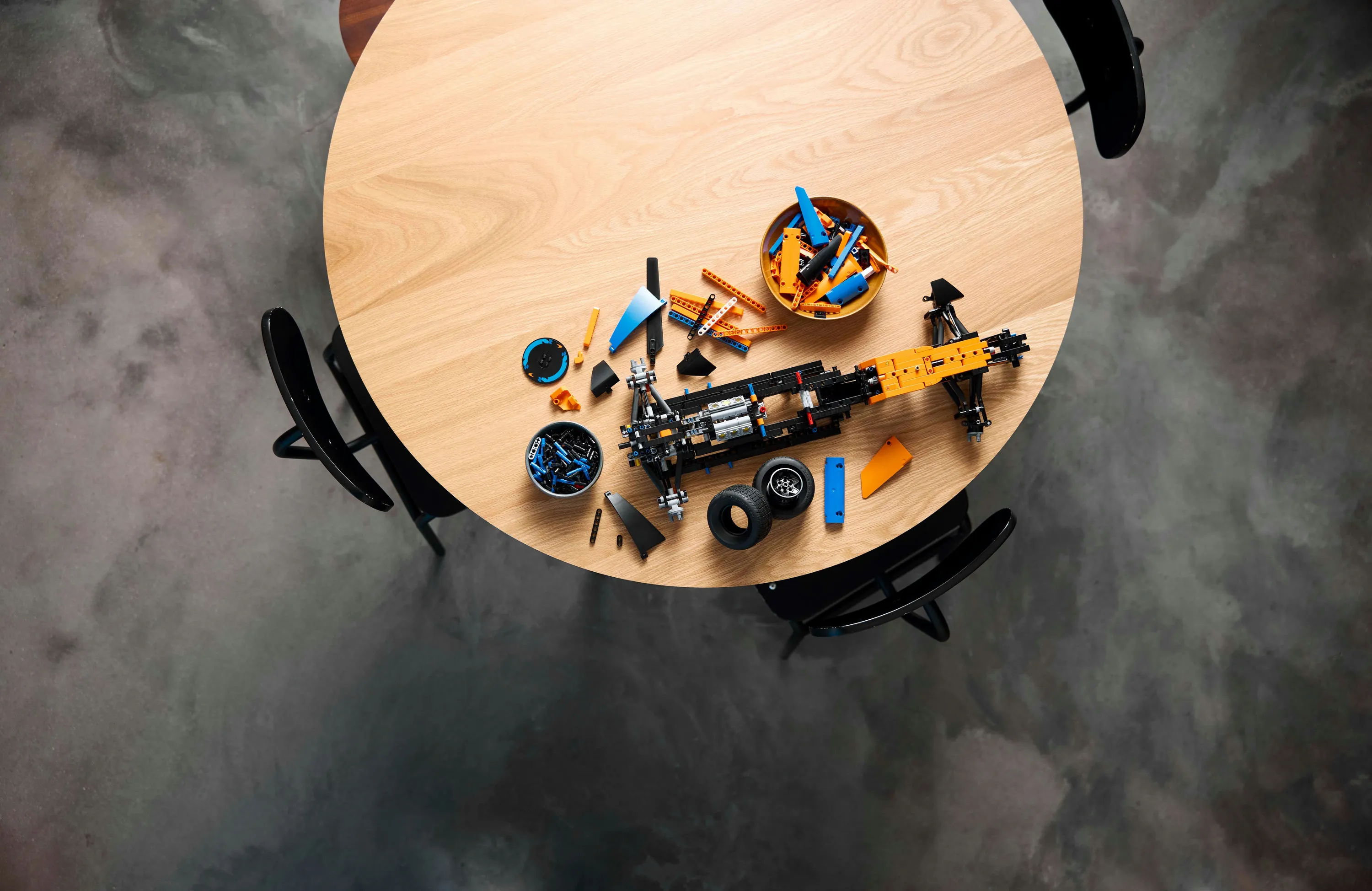 LEGO Technic McLaren Formula 1 Racerbil 42141