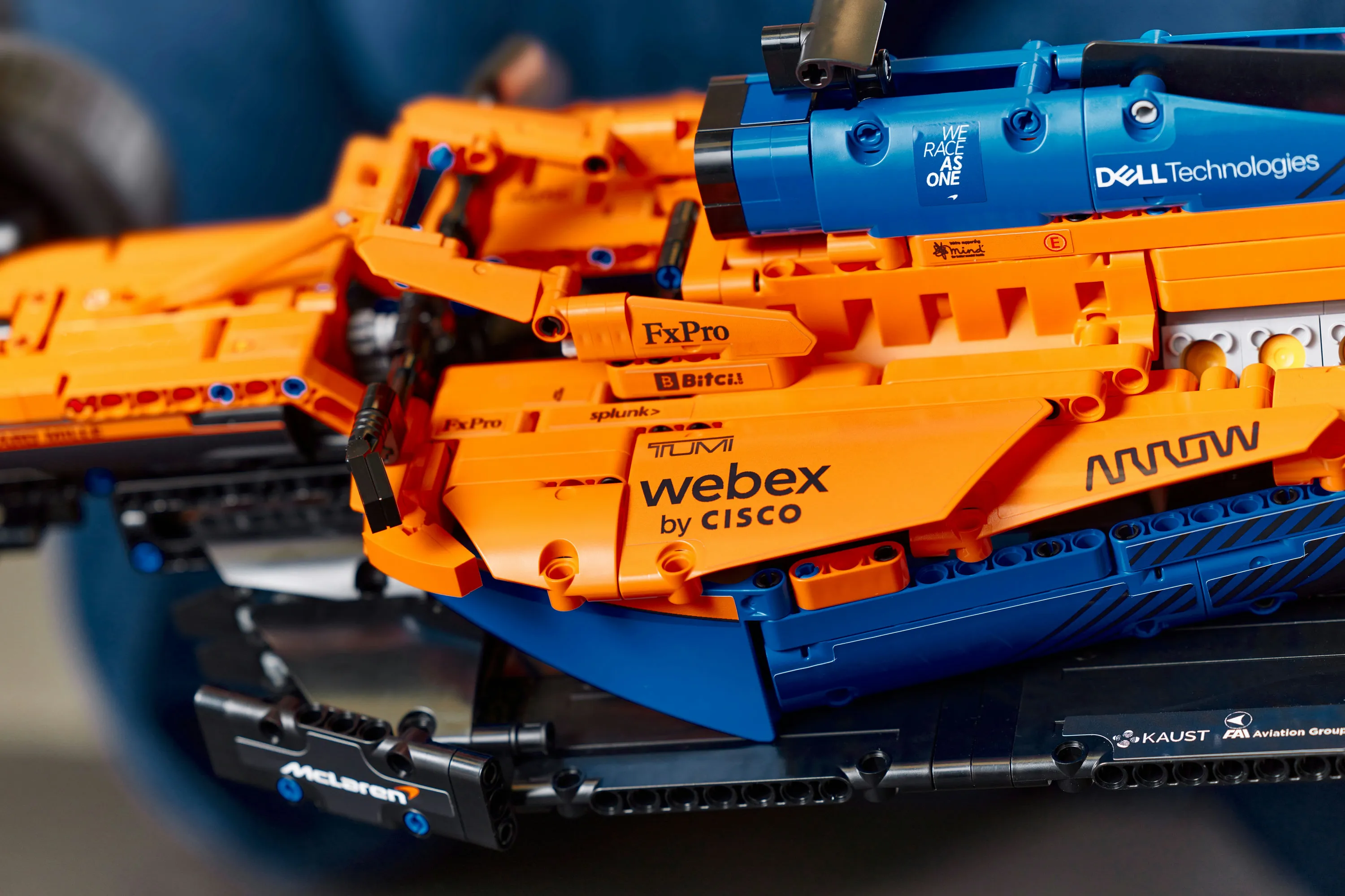 LEGO Technic McLaren Formula 1 Racerbil 42141