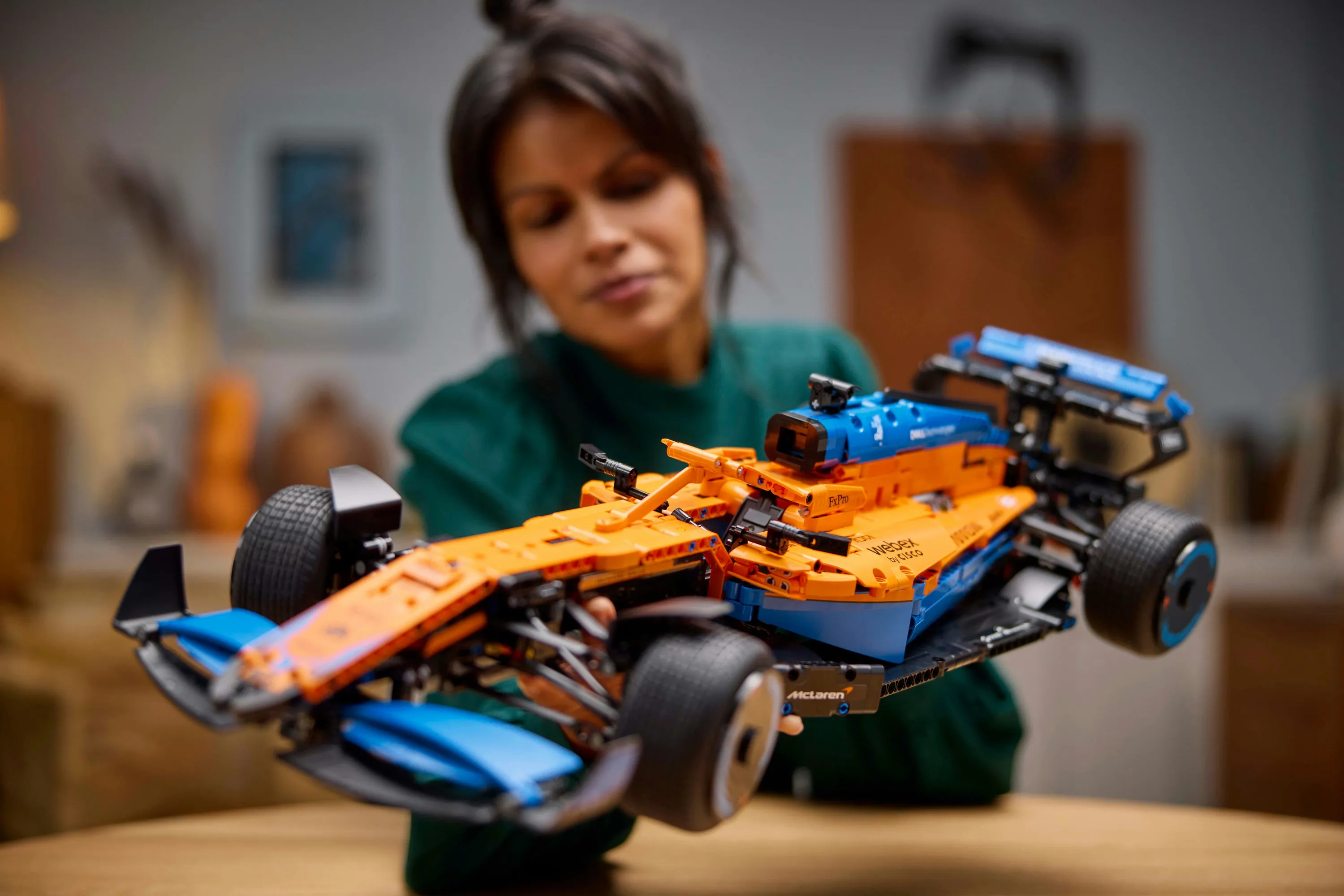 LEGO Technic McLaren Formula 1 Racerbil 42141