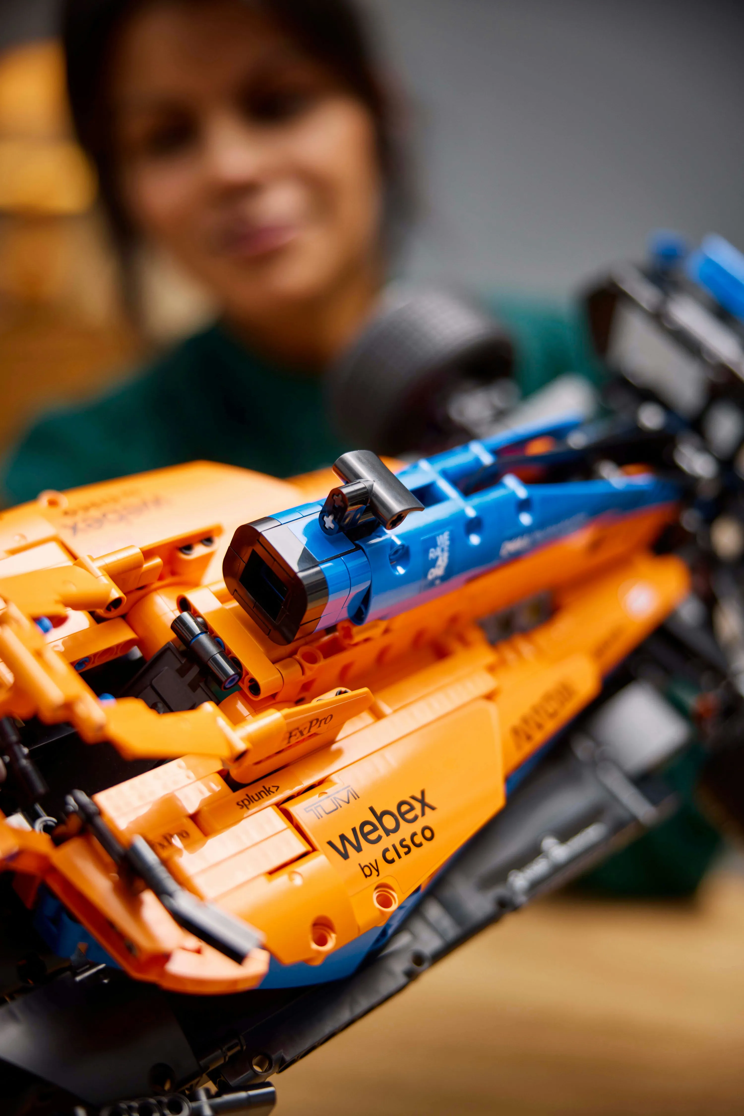LEGO Technic McLaren Formula 1 Racerbil 42141
