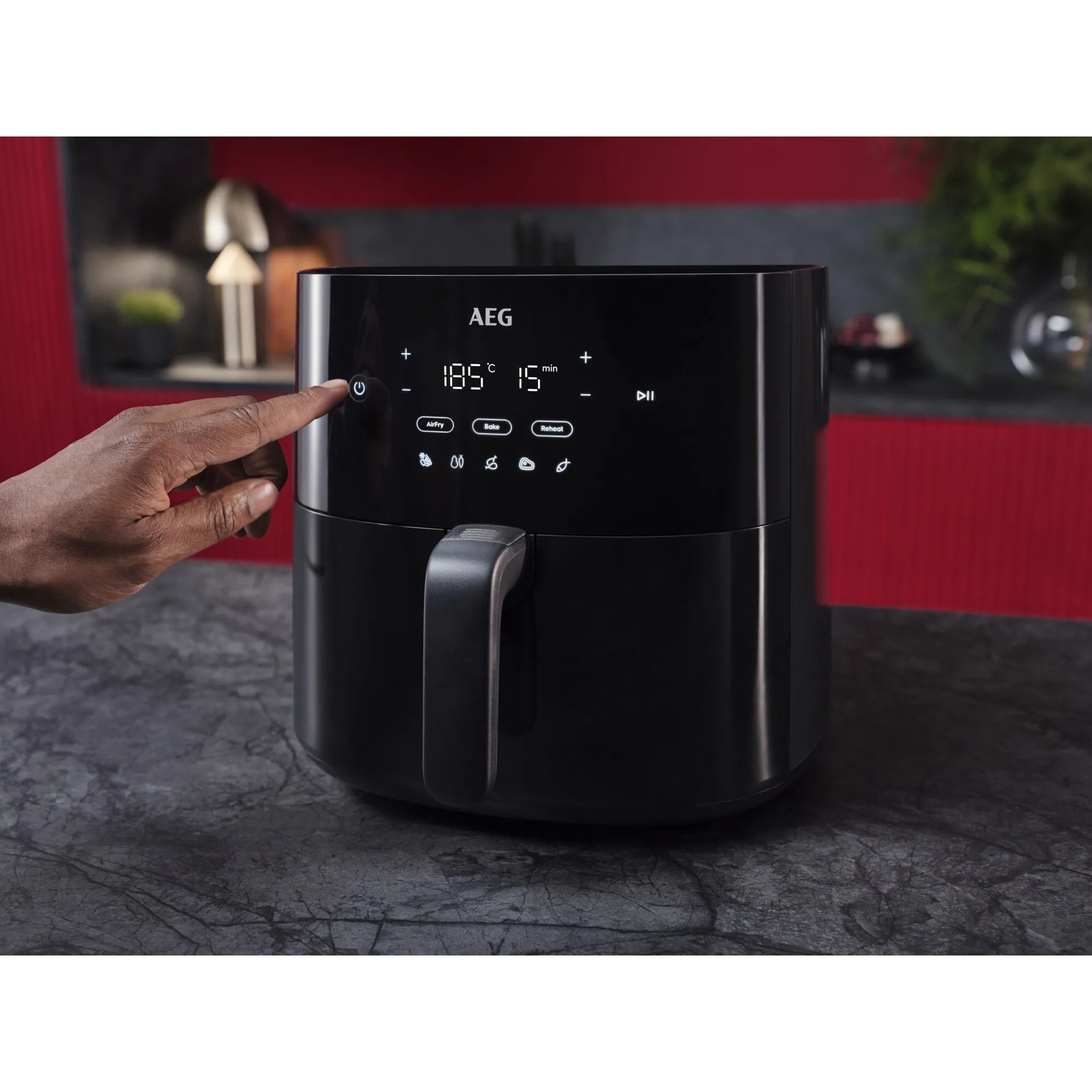 AEG 6000 AAF3B, 3.3L, 1.2 kg, 1350W, air fryer