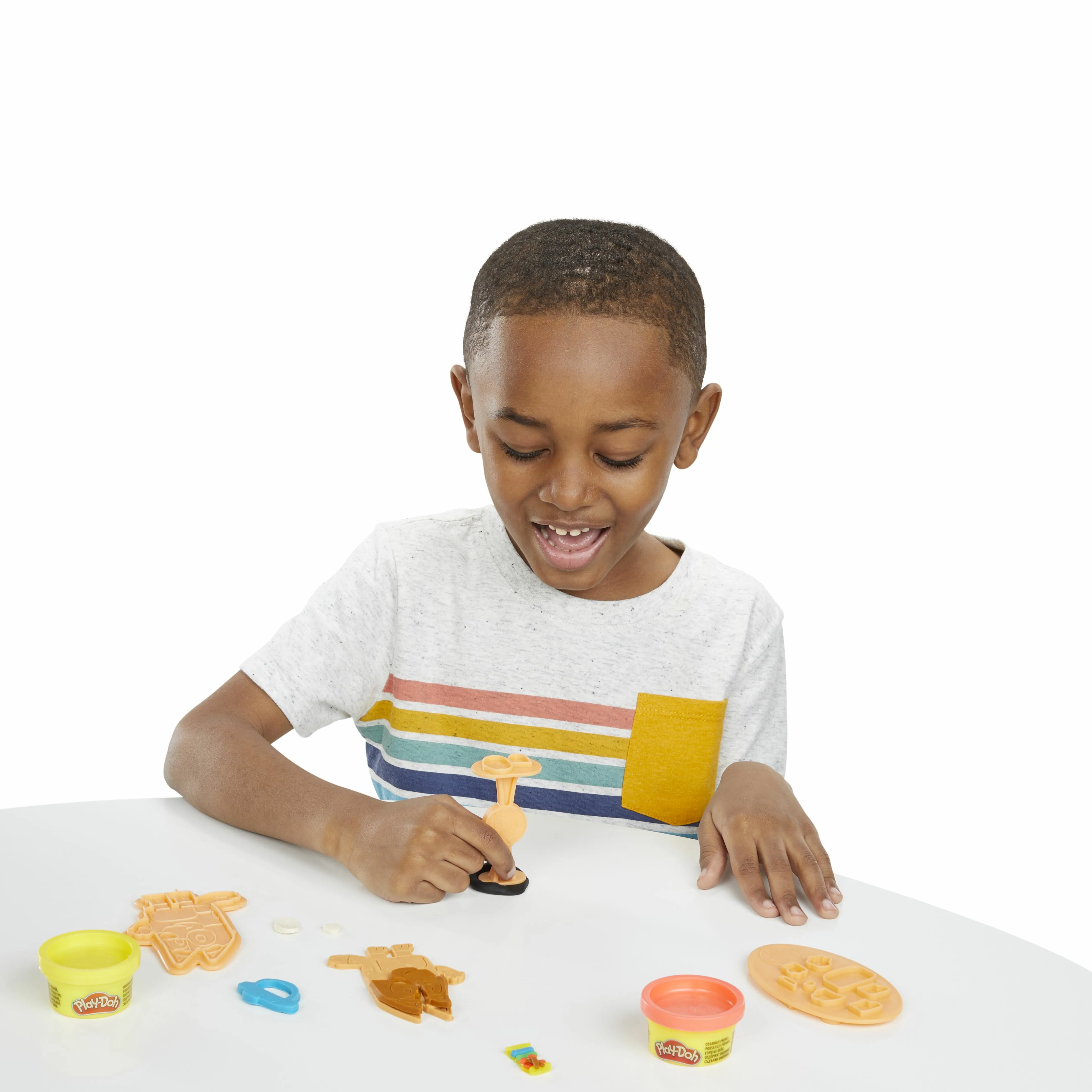Play-Doh Bluey Make 'n Mash Costumes Playset