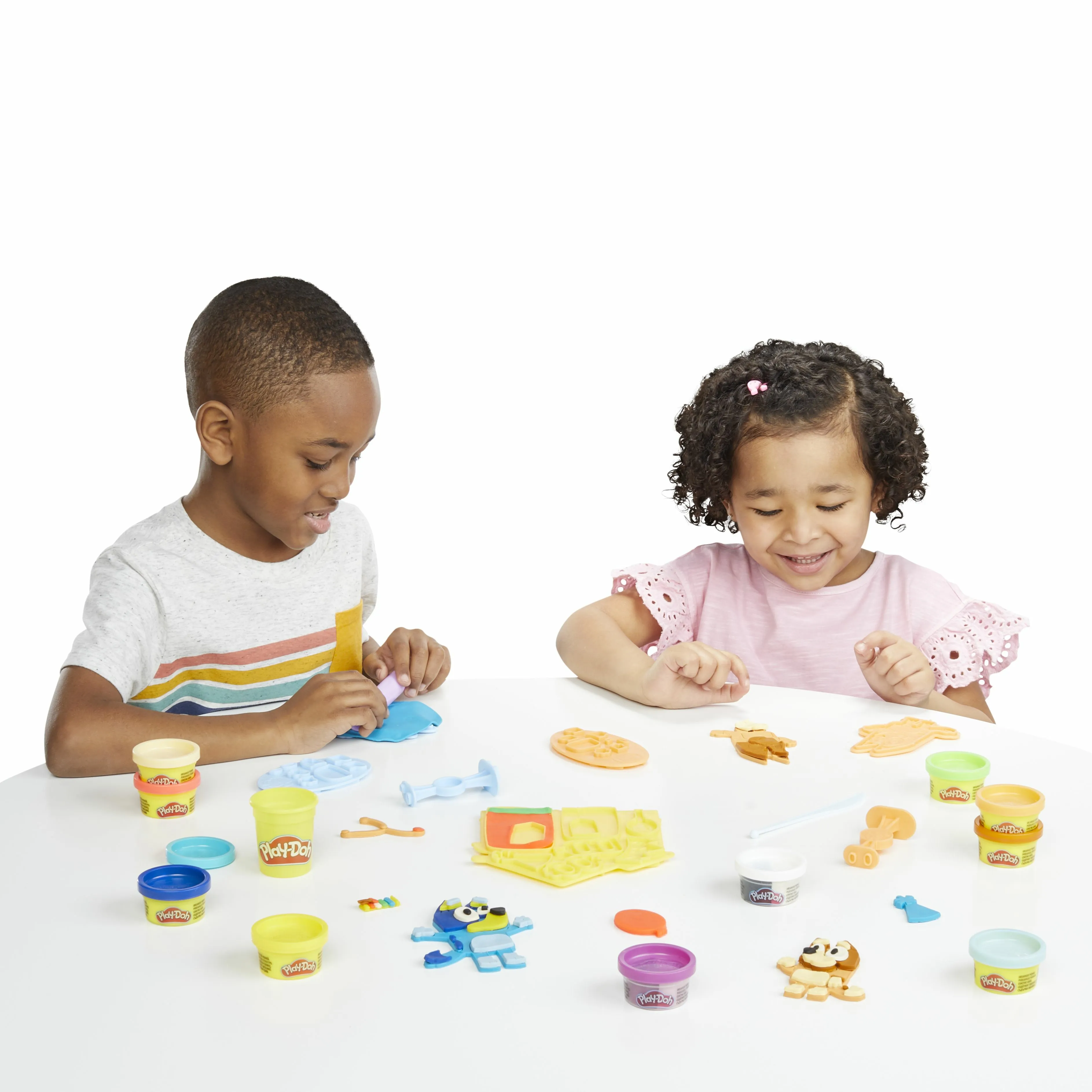 Play-Doh Bluey Make 'n Mash Costumes Playset
