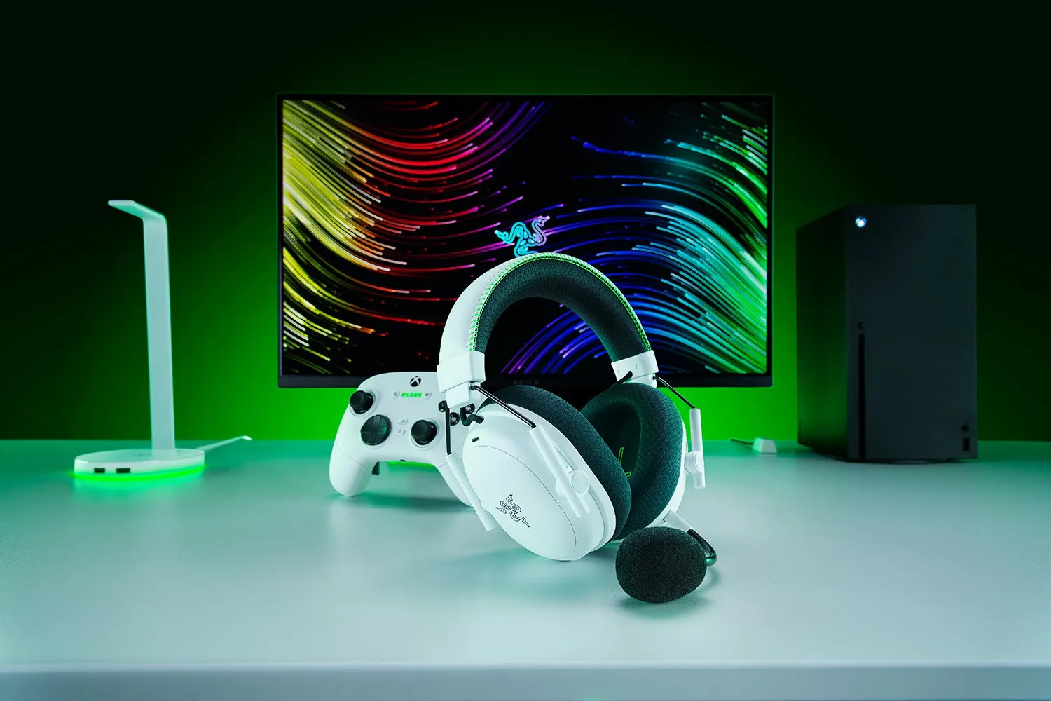 Razer BlackShark V3 Pro for Xbox Wireless Gaming Headset, White