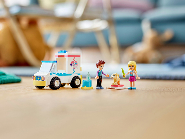 Lego Friends - Djursjukhusets ambulans 41694