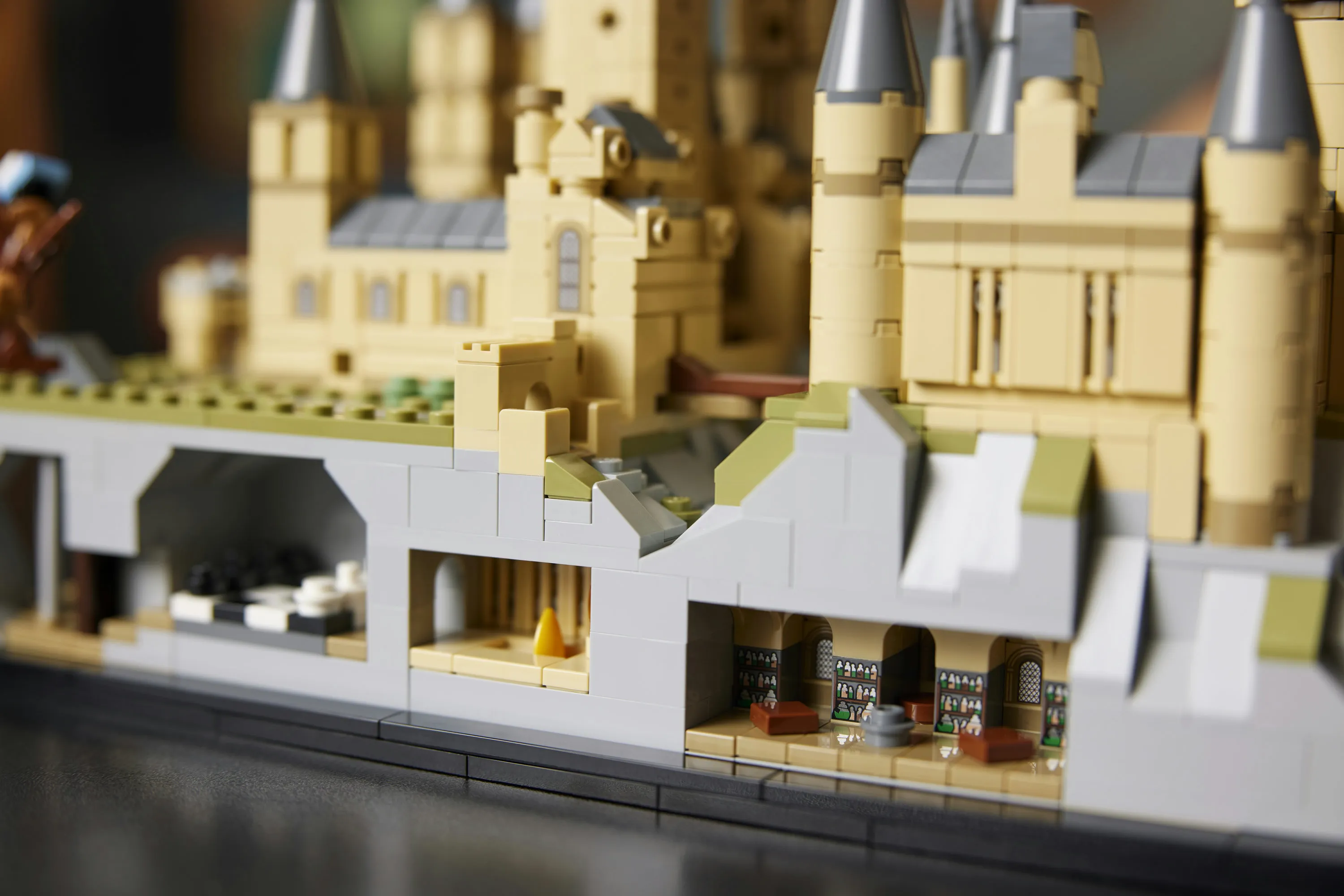 LEGO Harry Potter Hogwarts Castle and Grounds 76419