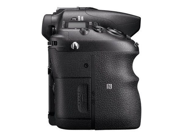 SONY ILCA77M2181DI.Y Alpha DSLR