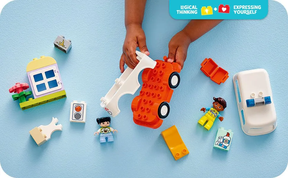 LEGO DUPLO Ambulans och f&ouml;rare 10447