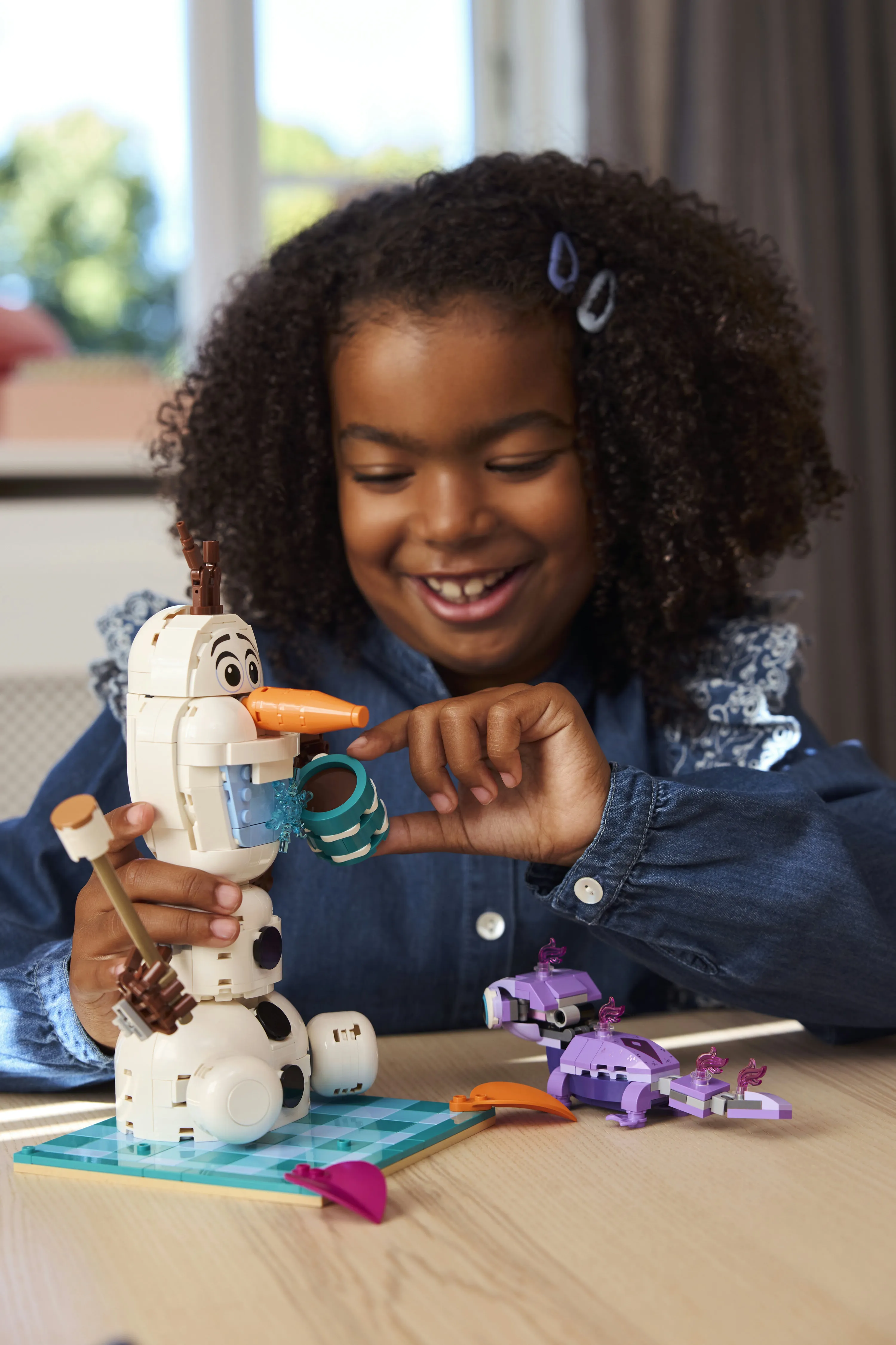 LEGO Disney Princess Olafin ja Brunin ev&auml;sretki 43287