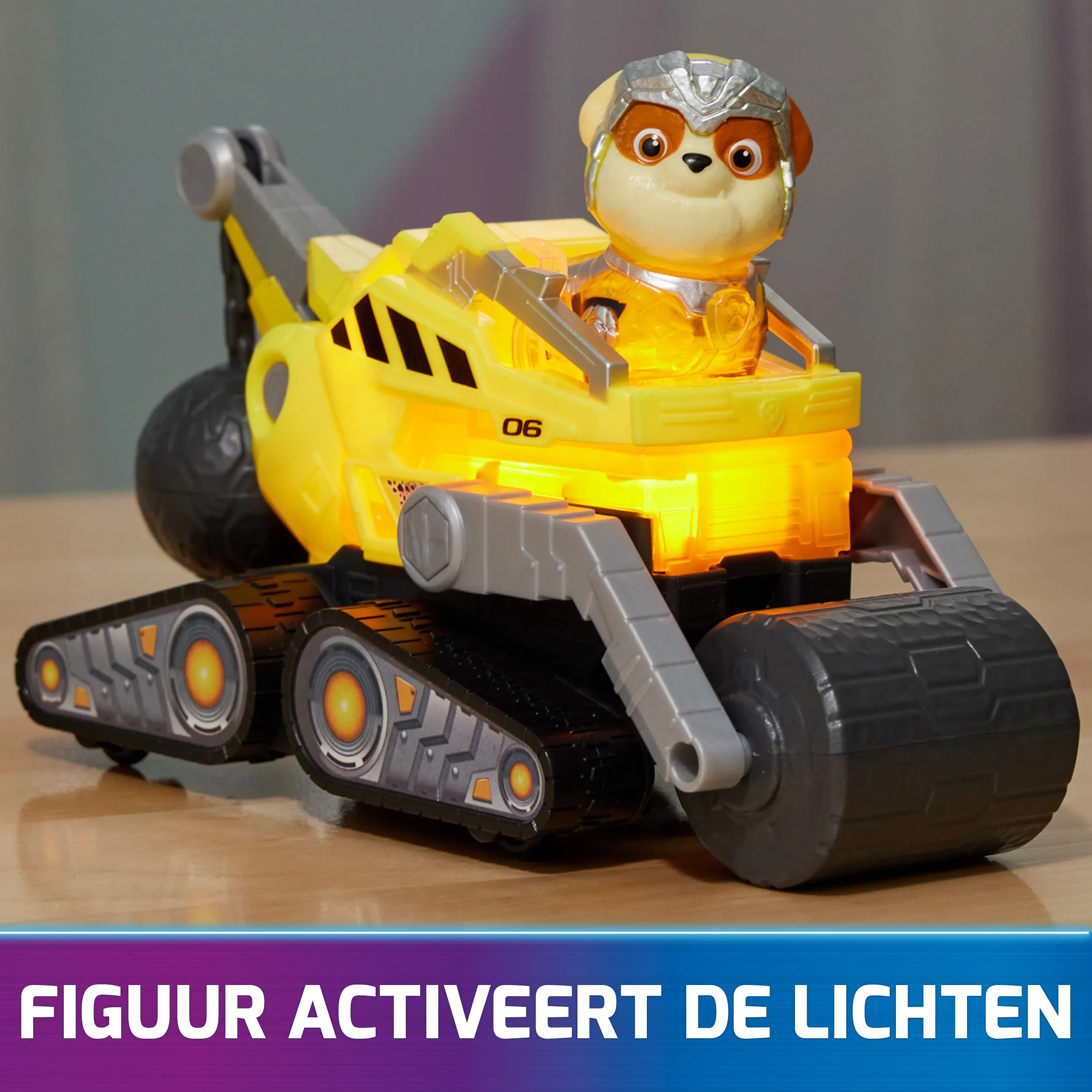 Spin Master Paw Patrol Mighty movie - basic vehicle from Rubble with puppy figure, toy vehicle