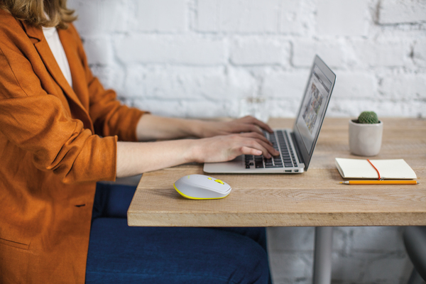 Logitech M535 - tr&aring;dl&ouml;s mus, Gr&aring;/Gul