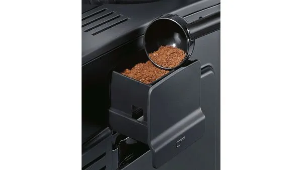 Siemens EQ.6 plus s700 -espressokeitin, t&auml;ysautomaattinen, Musta, Ruostumaton ter&auml;s