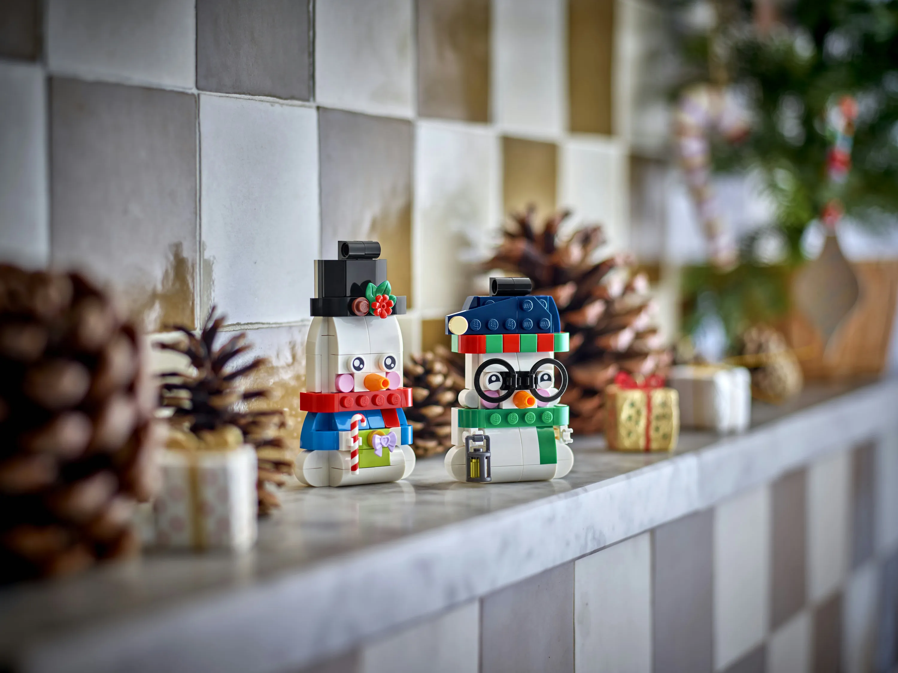 LEGO Seasonal Snowman Ornaments 40812