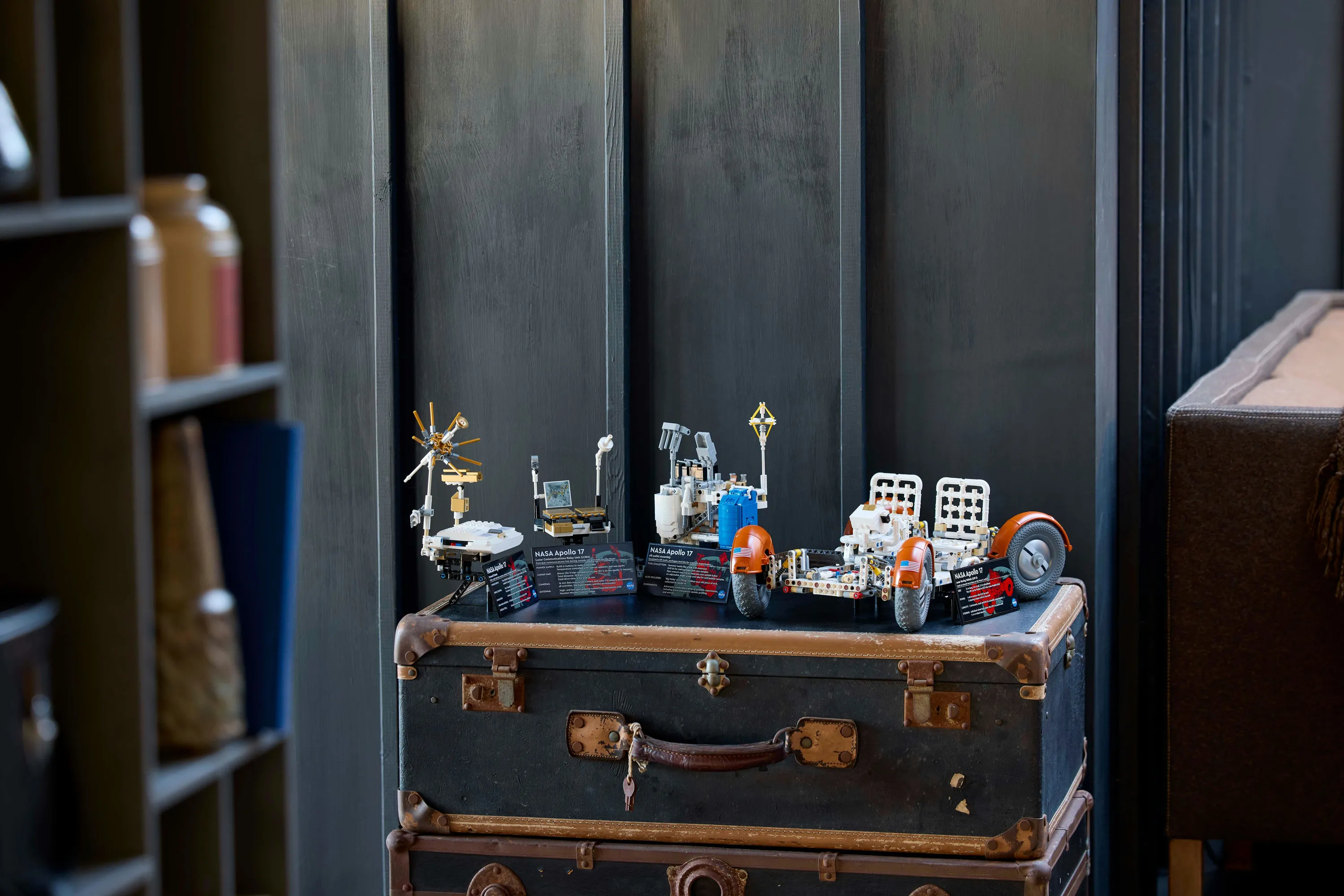 LEGO Technic NASA Apollo Moon Rover 42182