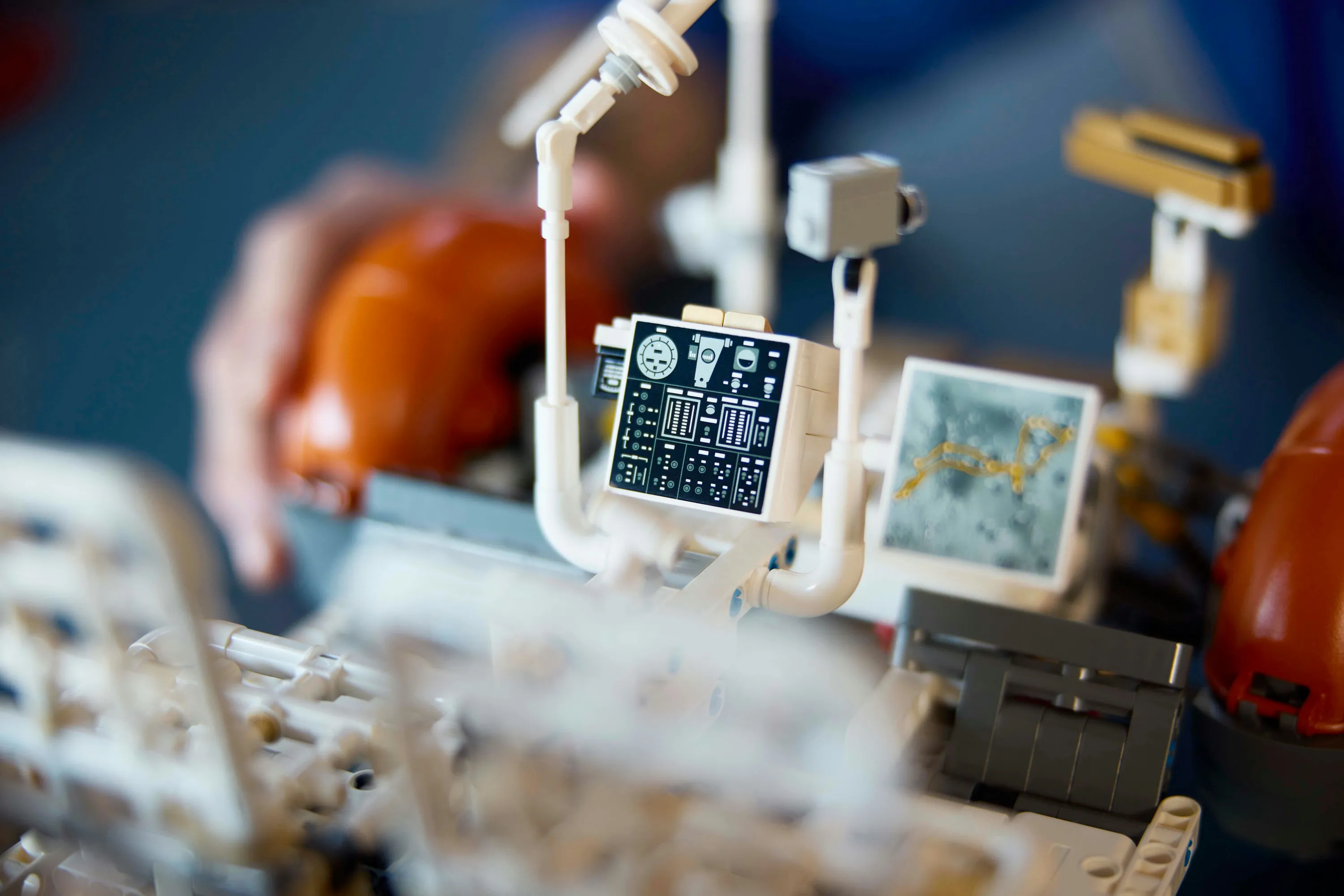 LEGO Technic NASA Apollo Moon Rover 42182