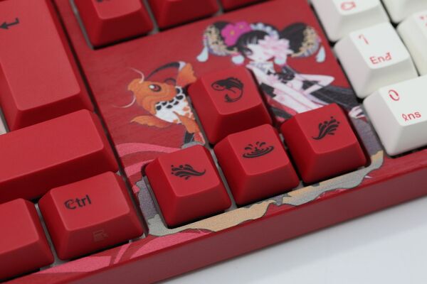 Varmilo VEA109 Koi V2 MX Red -pelin&auml;pp&auml;imist&ouml;, punainen/valkoinen