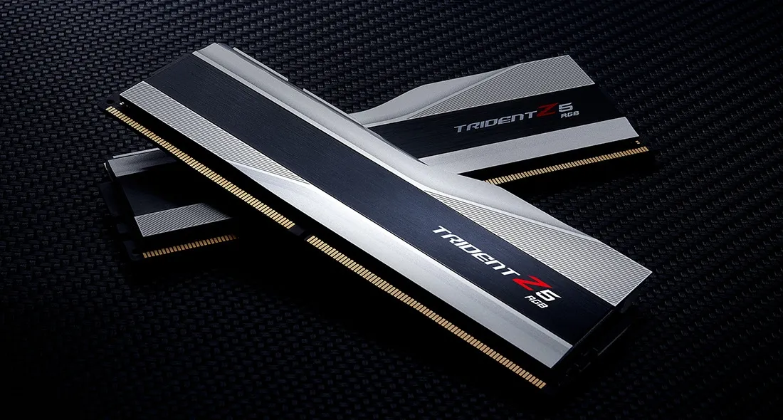 G.SKILL Trident Z5 RGB 32 Gt (2 x 16 Gt) DDR5 8000 MHz, CL38 -muisti (XMP)