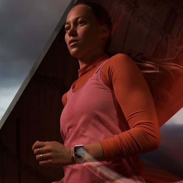 (Fyndh&ouml;rnan) Apple Watch Series 9 GPS 41mm Starlight Aluminium Case with Starlight Sport Loop