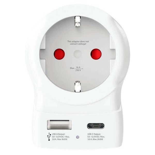SKROSS Europe to United Kingdom USB-A and USB-C (20 Watt Power Delivery) - Travel adapter, White
