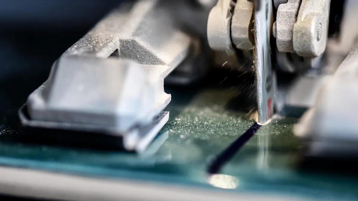 Bosch EXPERT Jigsaw Blades T150RD 3pcs Soft Tile clean