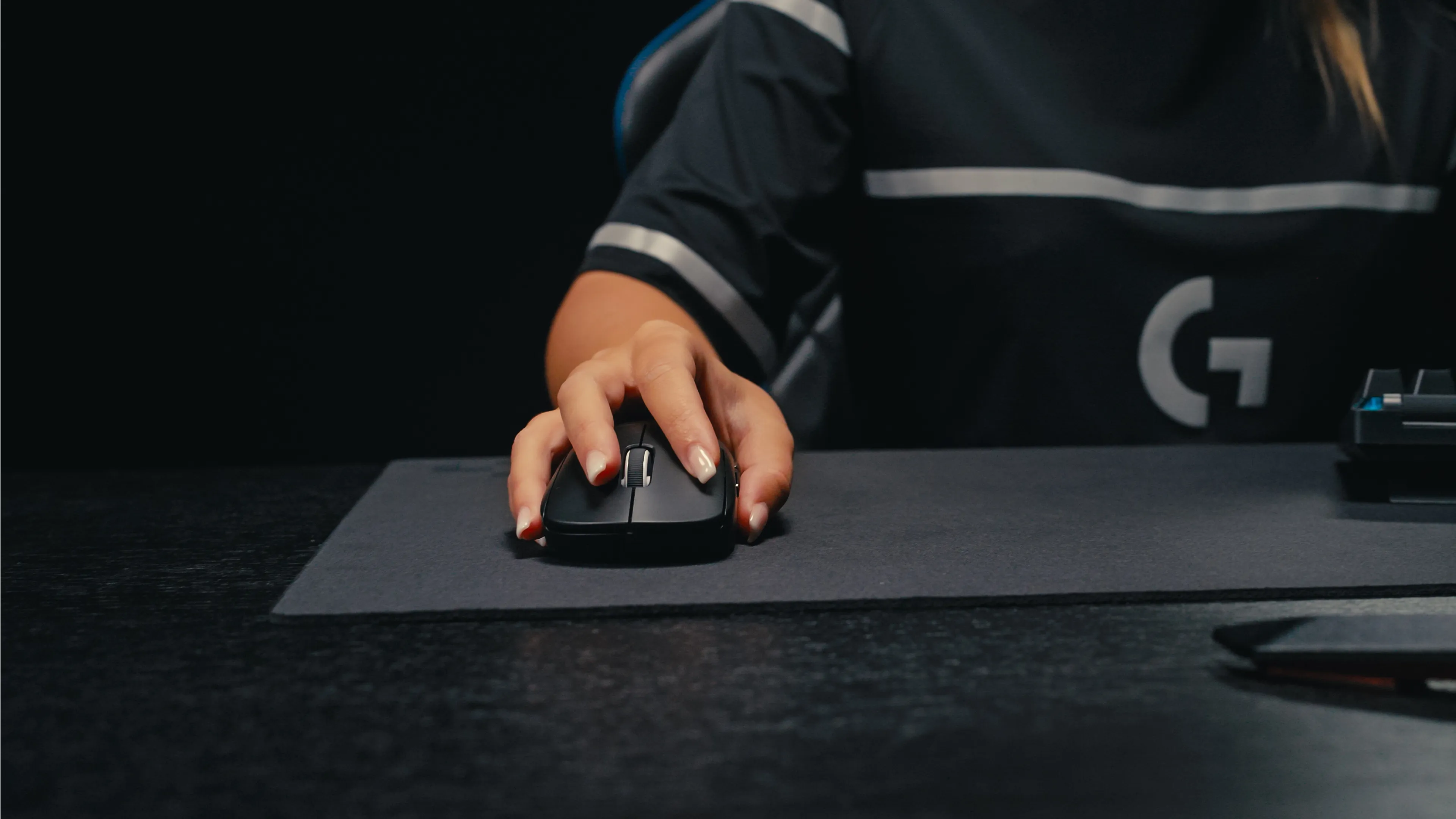 Logitech G Pro X Superlight 2 SE -langaton pelihiiri, punainen