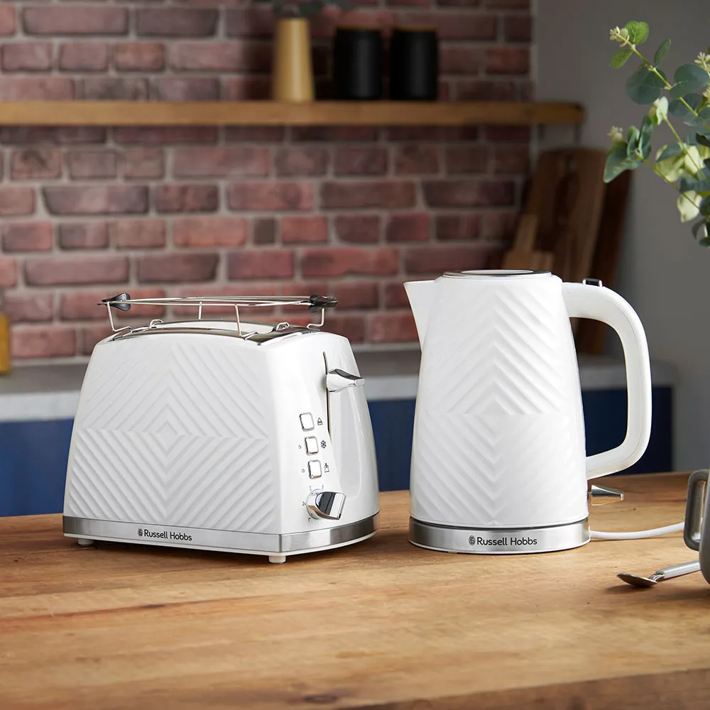 Russell Hobbs Groove 26381-70 - electric kettle, white, 1.7L