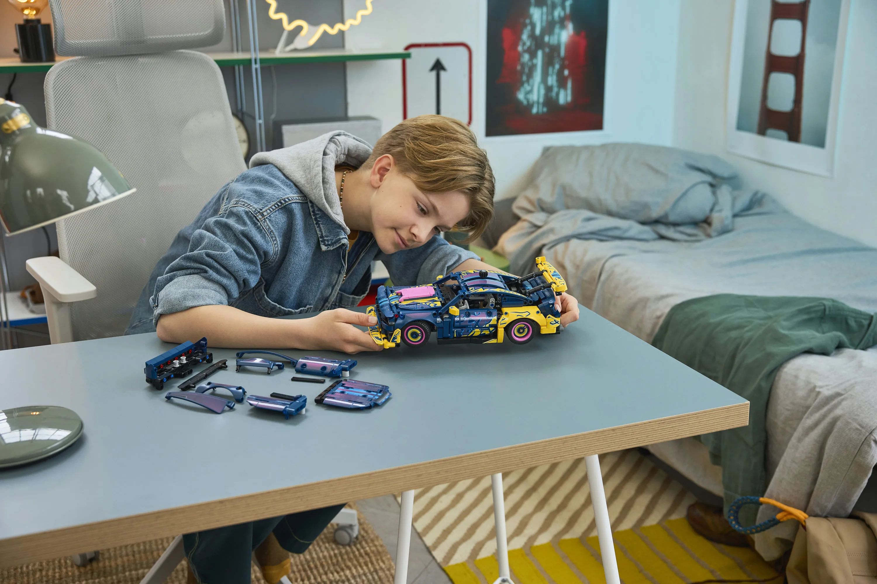 LEGO Technic Custom-autotalli Ford Mustang GT 42236