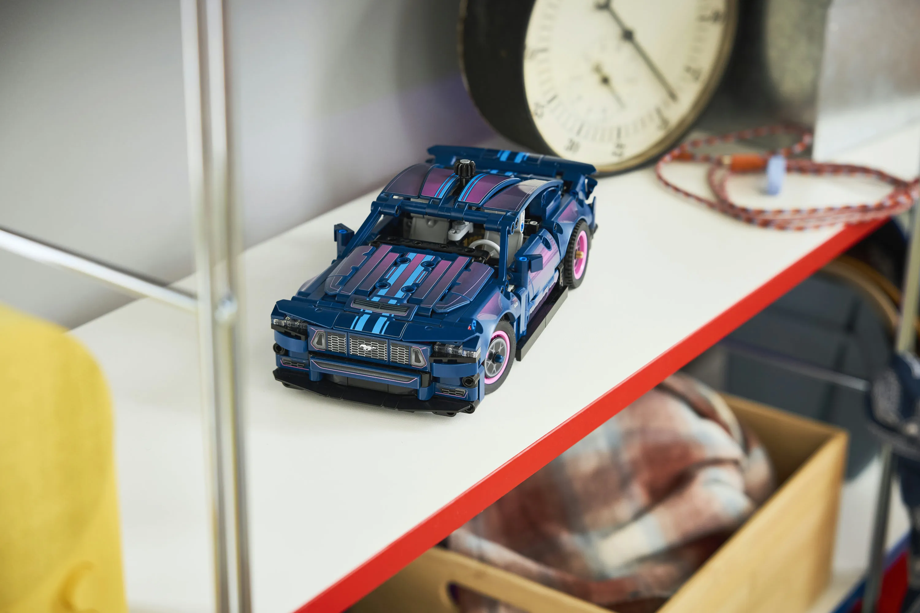 LEGO Technic Custom-autotalli Ford Mustang GT 42236