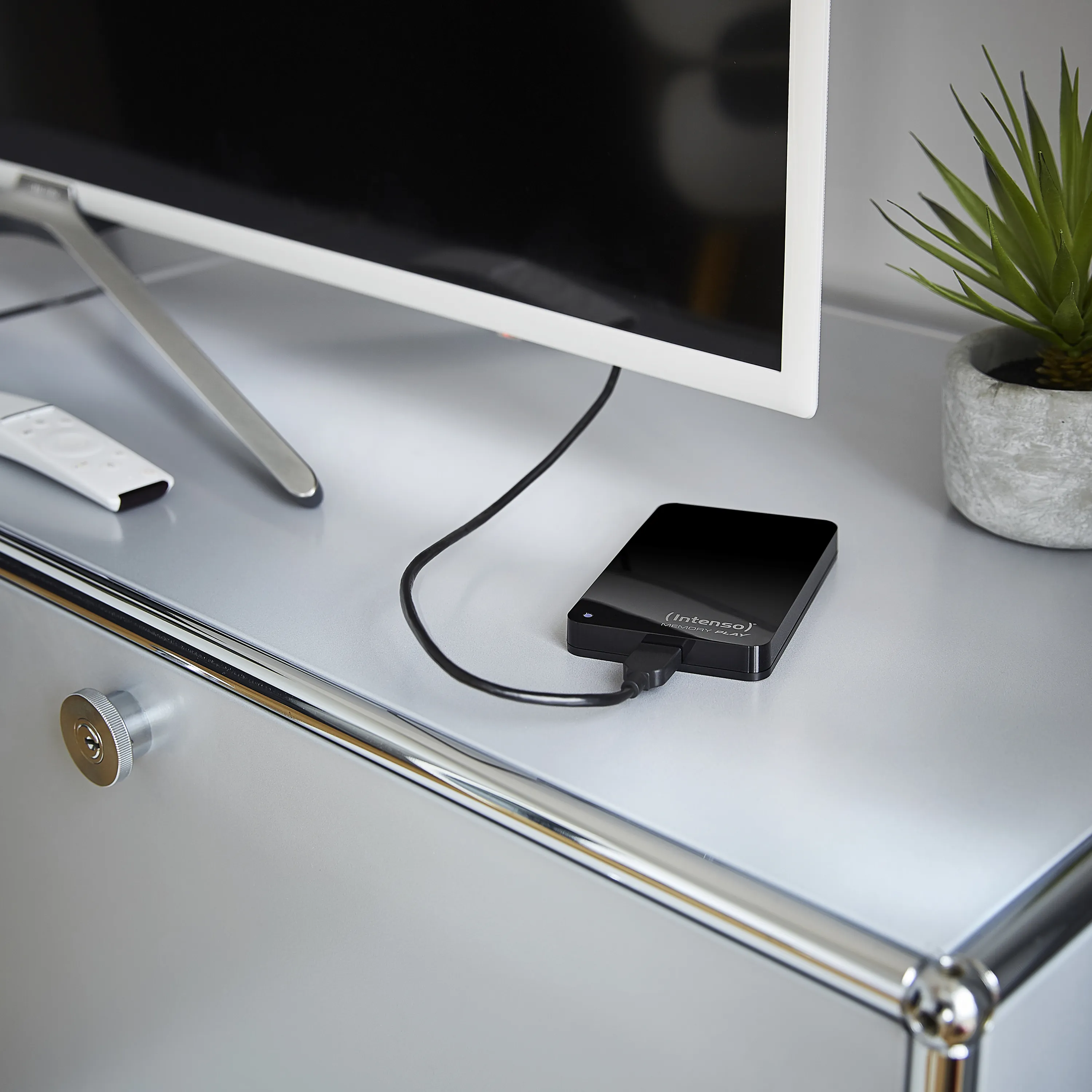 Intenso Memory Play 2 TB extern HDD med USB, svart